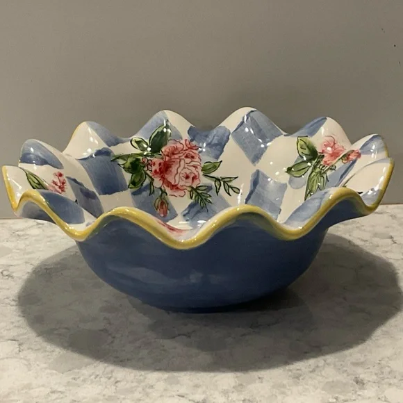 Vintage “ND Exclusive” Hand Painted Scalloped Edge Floral Ceramic Dish/Bowl - Picture 2 of 14